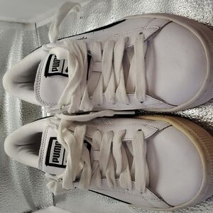 Puma Tennis Shoes SZ 8